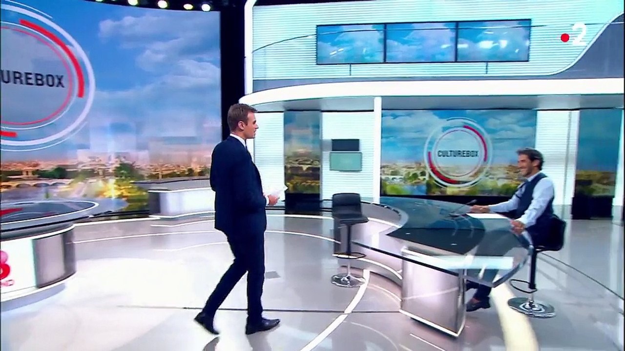 Culture : Éric-Emmanuel Schmitt interprète l'un de ses livres au théâtre