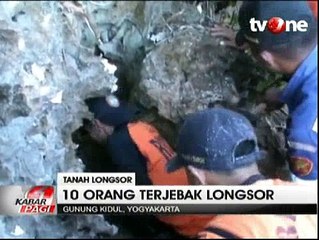 Tebing Karang Longsor Timbun Wisatawan Pantai Sandaran