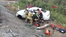İzmir Alkollü Sürücünün Kullandığı Otomobil Takla Attı 2 Yaralı