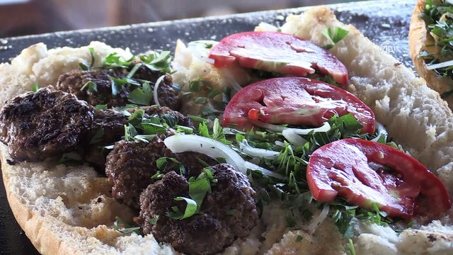 Esnaftan Mehmetçik'e ücretsiz yemek - ADIYAMAN