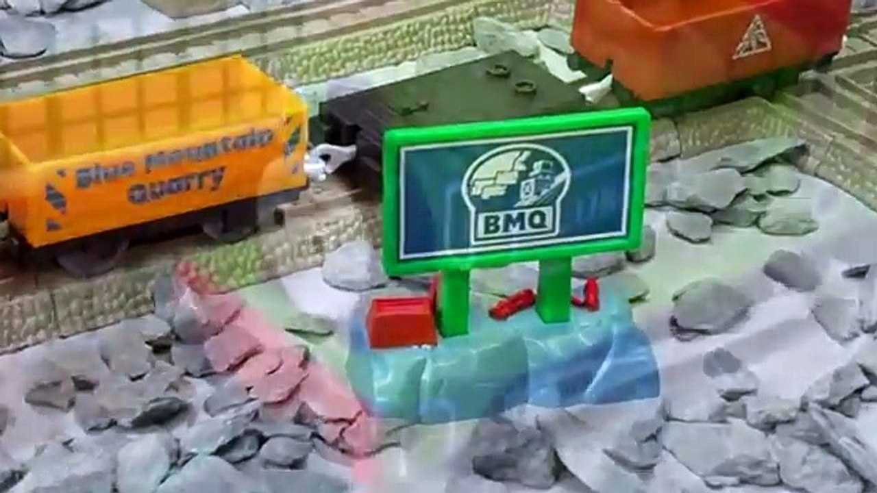 Trackmaster Blue Mountain Thomas The Train QUARRY BLAST Trucks Kids Toy Train Set Thomas T