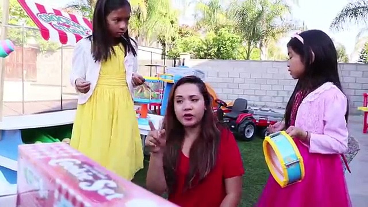 Emma & Wendy Pretend Play with Musical Instrument Toys for Kids & Sing