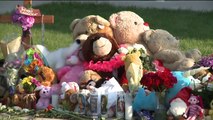 Hundreds Pack Vigil for Pregnant Mother, Two Daughters Allegedly Killed by Husband