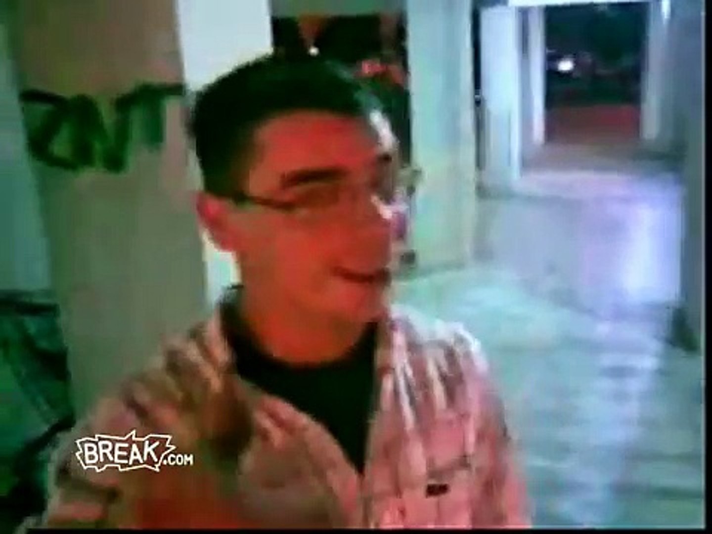 ⁣Fails Parkour Fail Scaling Columns Break Fails