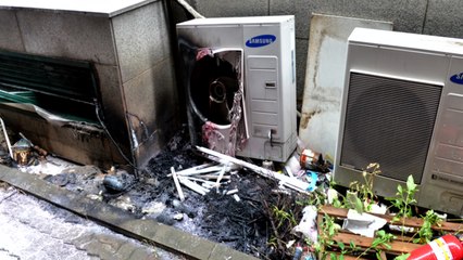 경기 고양시 건물 외벽 에어컨 실외기서 화재..."담뱃불 원인 추정" / YTN