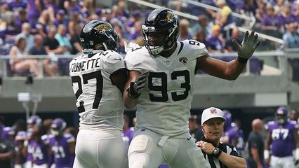 Fournette muscles his way in for fourth-down TD