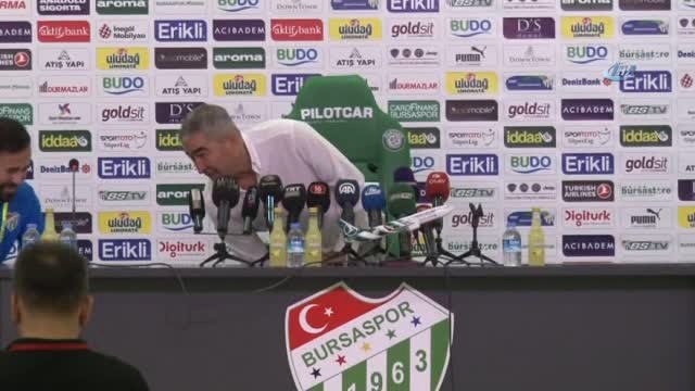 Aybaba: Oyuncularım Fazla Şeyler Yapıp Beni Bile Hayretler İçinde Bırakıyorlar