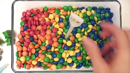 M&Ms BALL PIT SHOW Treasure Hunt Surprise Disney Frozen Elsa Anna Cars Lightning McQueen