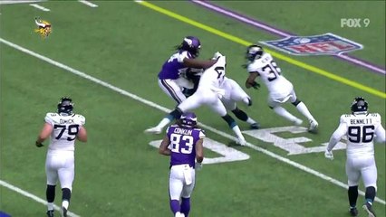 Boone's wicked stiff arm sends Meeks to the turf
