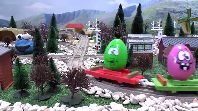 Surprise Eggs Play Doh Sesame Street Cookie Monster Lightning McQueen Spongebob Thomas & F