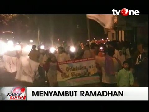 Sambut Ramadhan, Warga Tangsel Gelar Pawai Obor