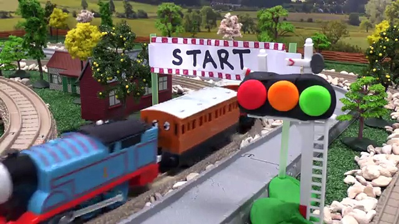 Play Doh Amazing Spider Man Races Thomas And Friends Marvel Super Hero Of Spiderman Play D