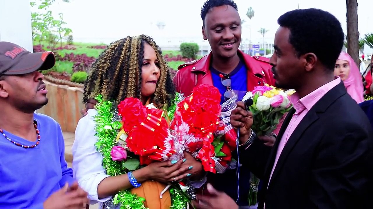 SOO DHAWEYNTII FARXIYA FISKA IYO IIDLE YARE OO QOSOLKA KA DHAMEEYAY