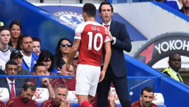 Emery explains Ozil substitution