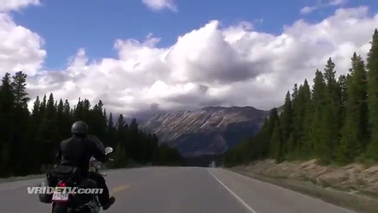Icefields Parkway. BEST Road Trip. Amazing scenery