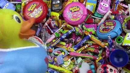 Five Little Ducks Nursery Rhymes Humpty Dumpty Falls On A lot of Candy