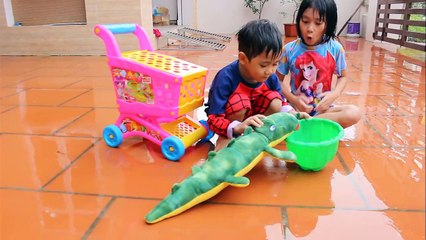 Learn Colors with BAD Baby Johny Johny Yes Papa Nursery Rhymes Song for Children & GIANT fishes