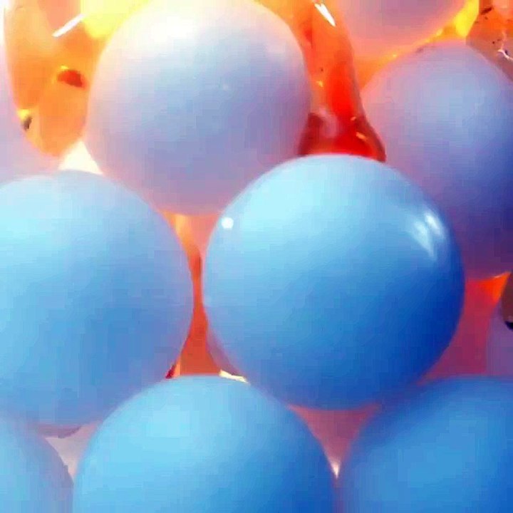 The goat milk within the Honey Milk Drops is kept fresh until it releases as you use it in the shower✨