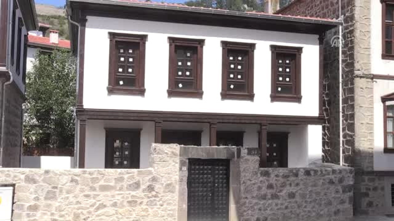 Zeytinlik"Te Eski Evler İçin Restorasyon Atağı