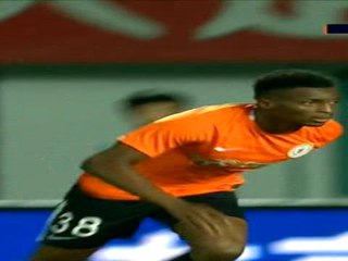كرة قدم: الدوري الصيني الممتاز: بكين رينهي 3-0 بكين غوان