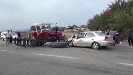 Osmaniye Otomobil Traktörle Çarpıştı 3 Yaralı