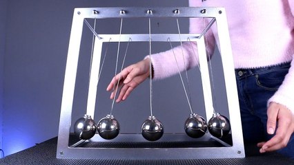 Pendule de Newton géant
