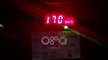 Ora News - Me shpejtësi 170 km, prangoset 24 vjeçari nga Tiranë. U hiqet patenta 9 shoferëve