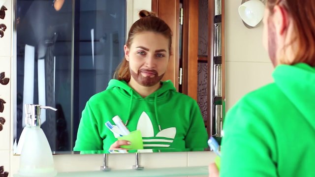 12 BLAGUES DE COUPLE À MOURIR DE RIRE ! LA GUERRE DES BLAGUES !