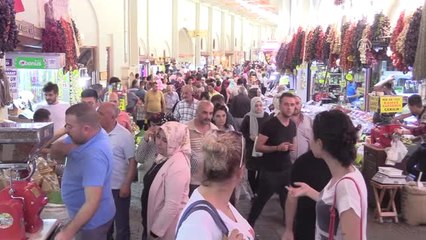 Çarşı ve Pazarda Bayram Yoğunluğu