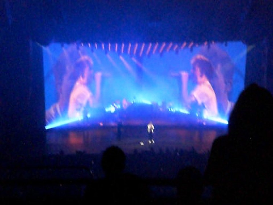 Radio City Music Hall Concert 07-16-2018: Charlie Puth - LA Girls