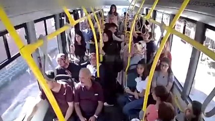 Otobüs Şoförü, Kalp Pili Duran Kızı Hastaneye Yetiştirdi