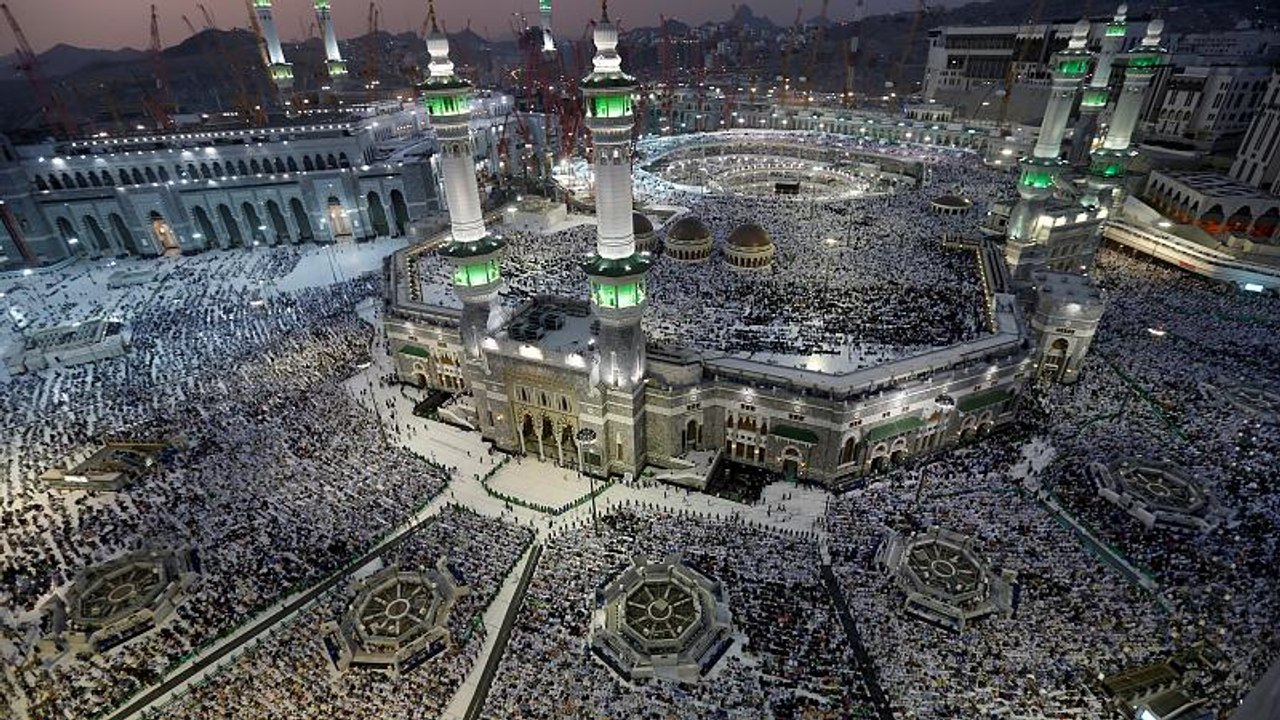 La Mecca, al via l'Hajj. Le FOTO del pellegrinaggio