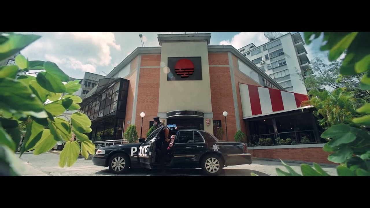 Anuel AA - Quiere Beber (Video Oficial)