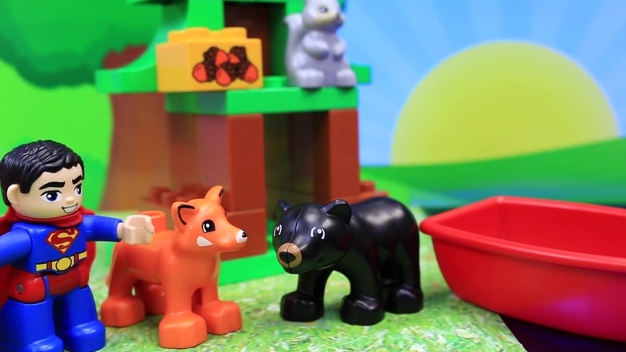 Duplo Lego Superhero Animals Superman Saving Batman and Spiderman Forest Fishing Trip