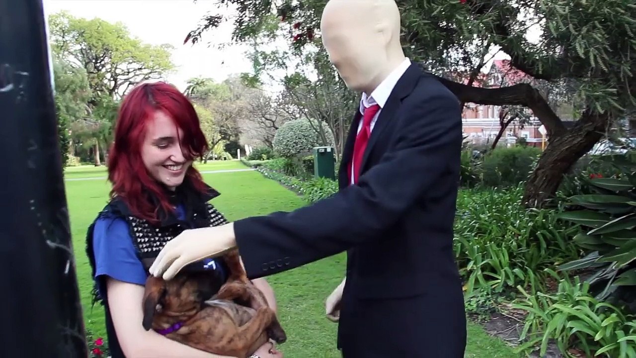 SLENDER MAN vs GANGNAM STYLE (강남스타일)