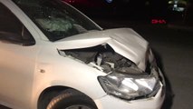 Sakarya - Adapazarı'nda Kavşakta 2 Otomobil Çarpıştı 1 Ölü, 8 Yaralı Hd