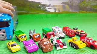 Disney Cars Tomica Truck Hauler Carry Case Disney Cars 3 Toy Ambulance Disney Cars