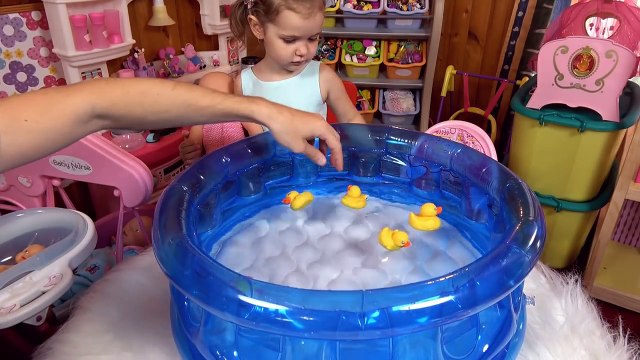 Кукла Беби Борн и одежда с обувью / купаем куклу / Baby Born