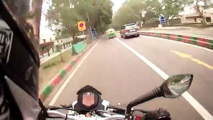 KTM DUKE 200 Review + RideAlong !