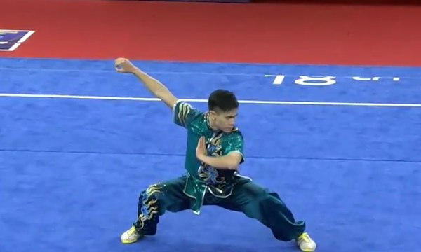 Edgar Persembahkan Medali Pertama dari Cabang Wushu