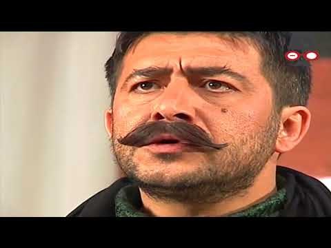 تنين من الشرطة متنكرين مدني و لقطون واحد من الحارة شوفو شو صار ـ وردة لخريف العمر ـ منى واصف
