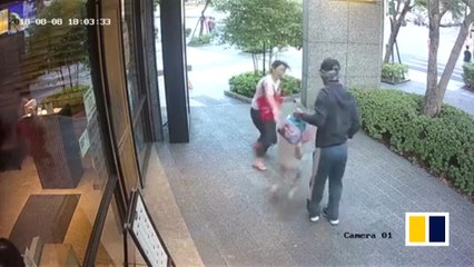 Shocking moment man drags girl from her mother in broad daylight