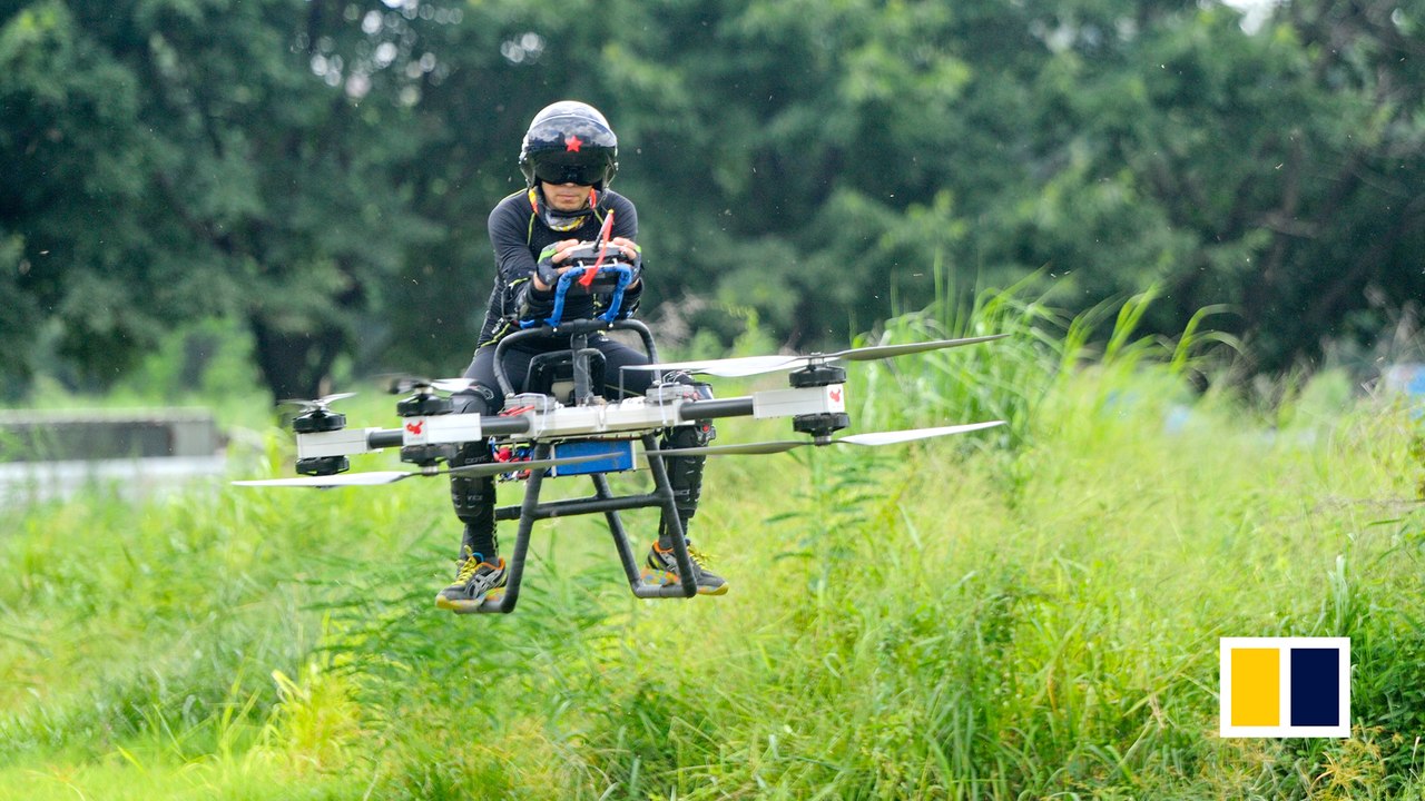 Chinese man makes 'flying scooter'