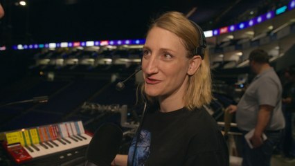 Walking With Dinosaurs : d'Olivia Faye Lathuillière, marionnettiste de dinosaures