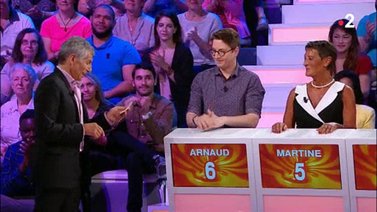 Regardez le clin d'oeil de Nagui à Michel Drucker qui parle de l'animateur dans... 5 milliards d'années ! Vidéo