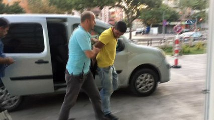 Makaradaki bakır kabloları sökerken suçüstü yakalandılar