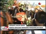 Selvi Ananda Naik Kereta Kencana Saat Menuju Tempat Pernikahan