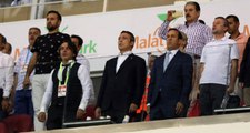 Ali Koç'tan Havaalanında Volkan Demirel ve Mehmet Topal'a Sert Uyarı