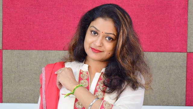 Raksha Bandhan: Handmade Rakhi Tutorial | 2 मिनट में तैयार करें भाई के लिए राखी | Boldsky