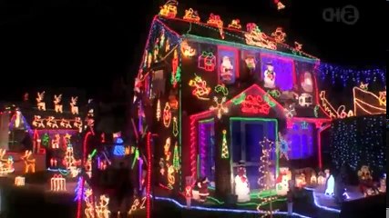 Britains Craziest Christmas Lights S01 - Ep01  1 HD Watch